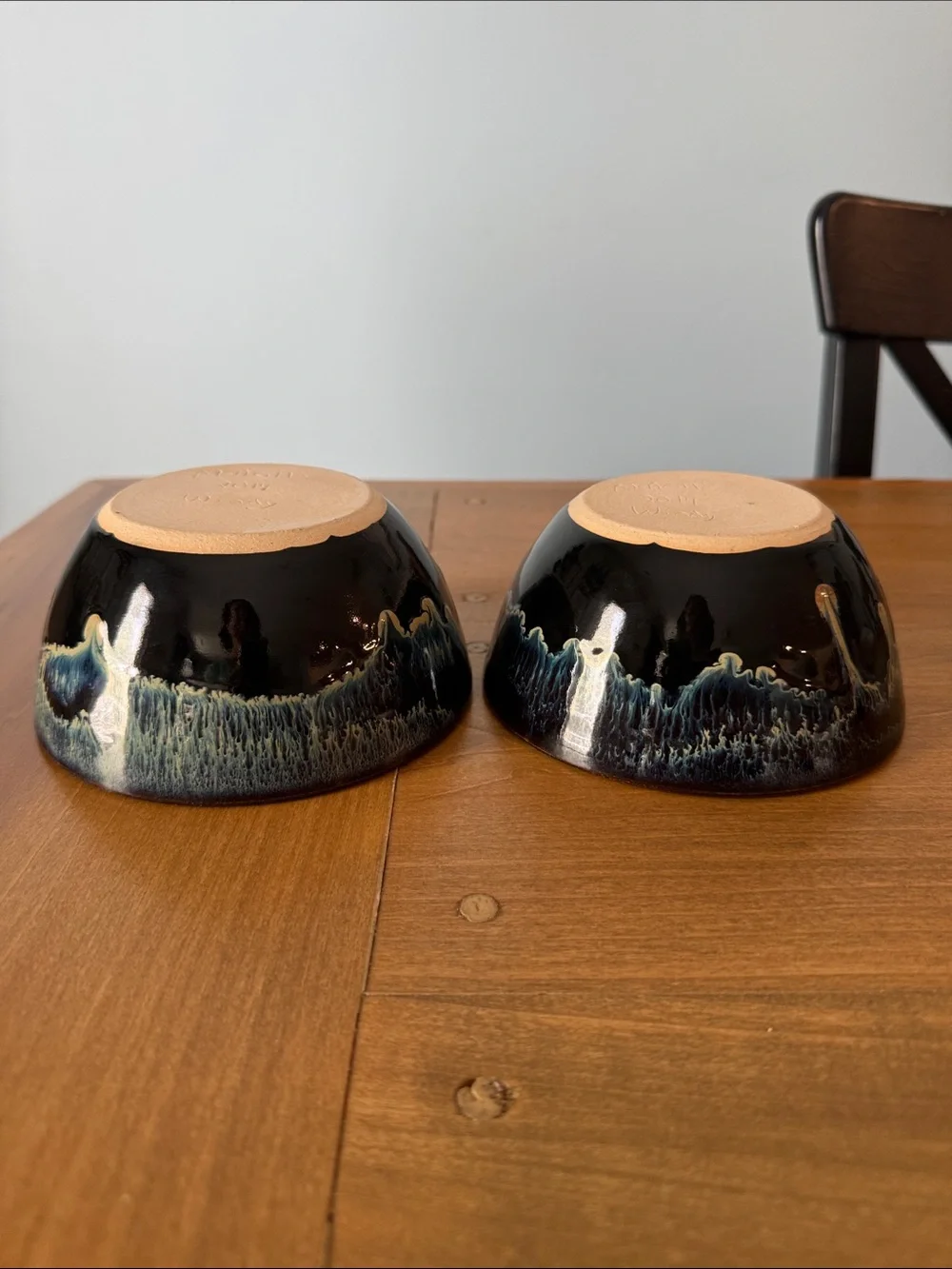 McNeill’s Pottery Apple Bakers Set of 2 Drip-Glaze Bowls in Black and Blue